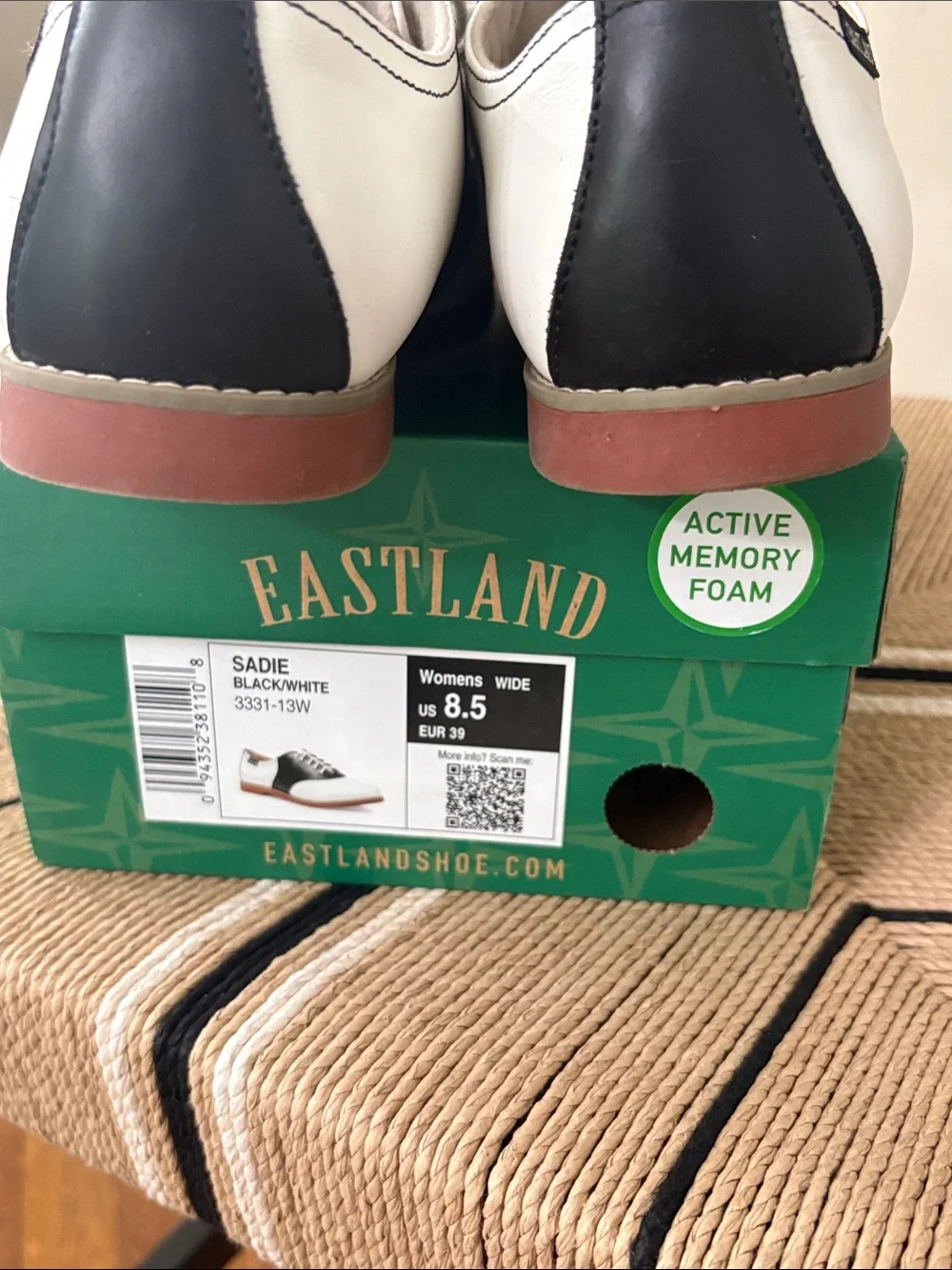 Eastland Black and White Two-Tone Saddle Oxfords - Picture 4 of 4